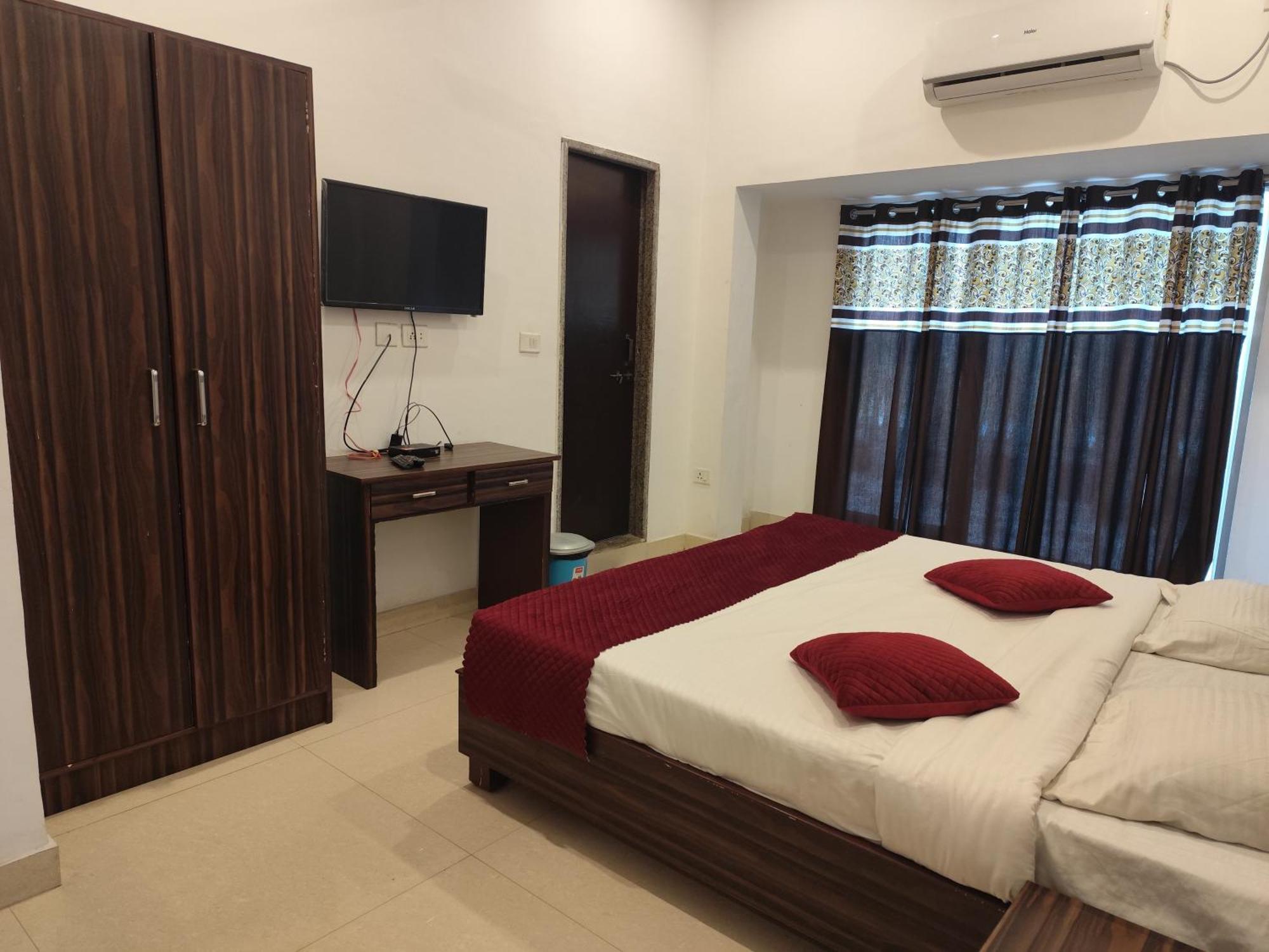 Central Hotel ขชุราโห ภายนอก รูปภาพ